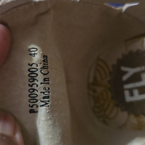 Fly London Gold & White Sandals with Lace-Up Gladiator Sandals Size 40 - Picture 9 of 9